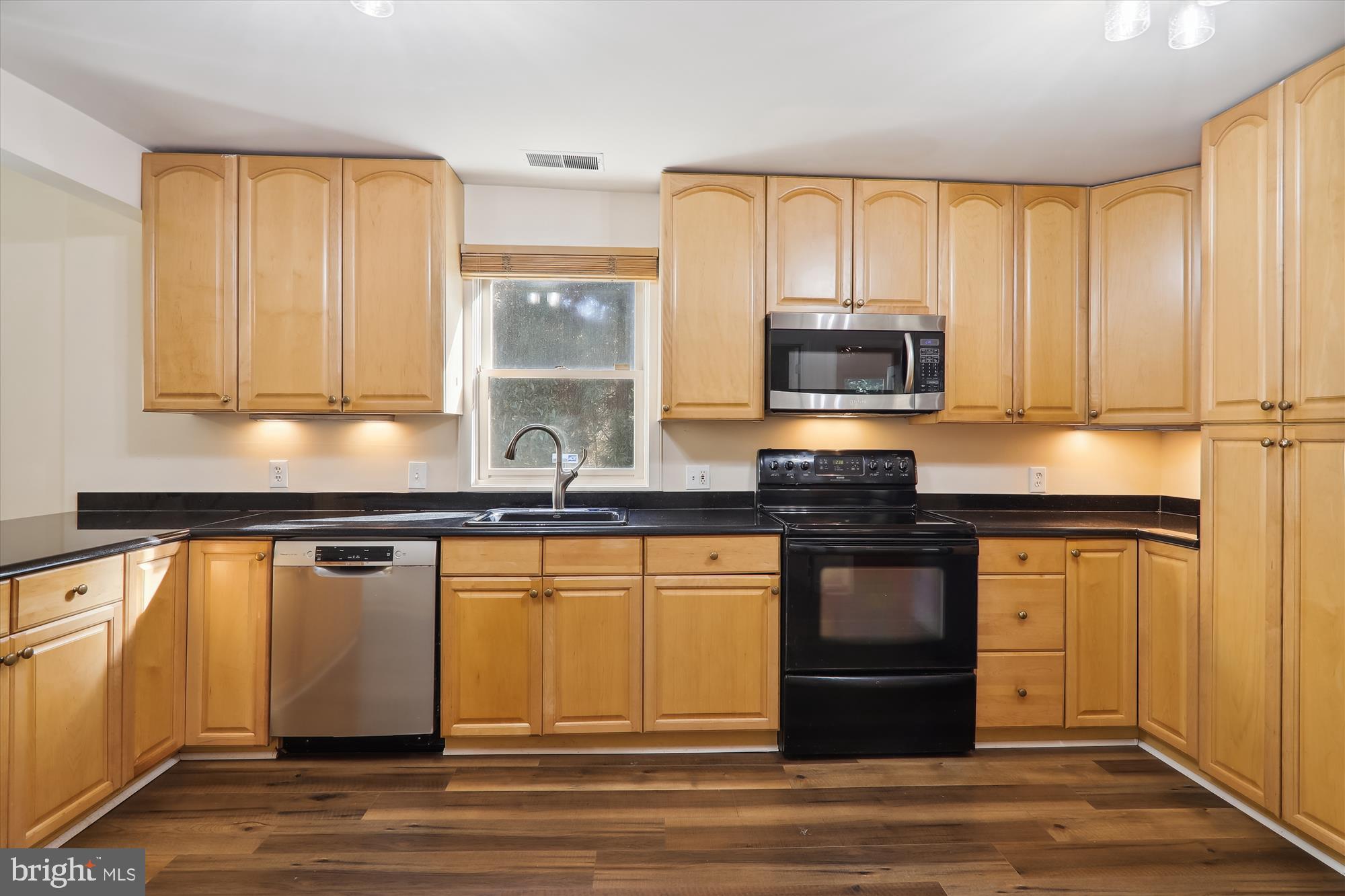 18301 Brooke Road Sandy Spring, MD 20860 - Photo 15 of 70 Gallery Image 15