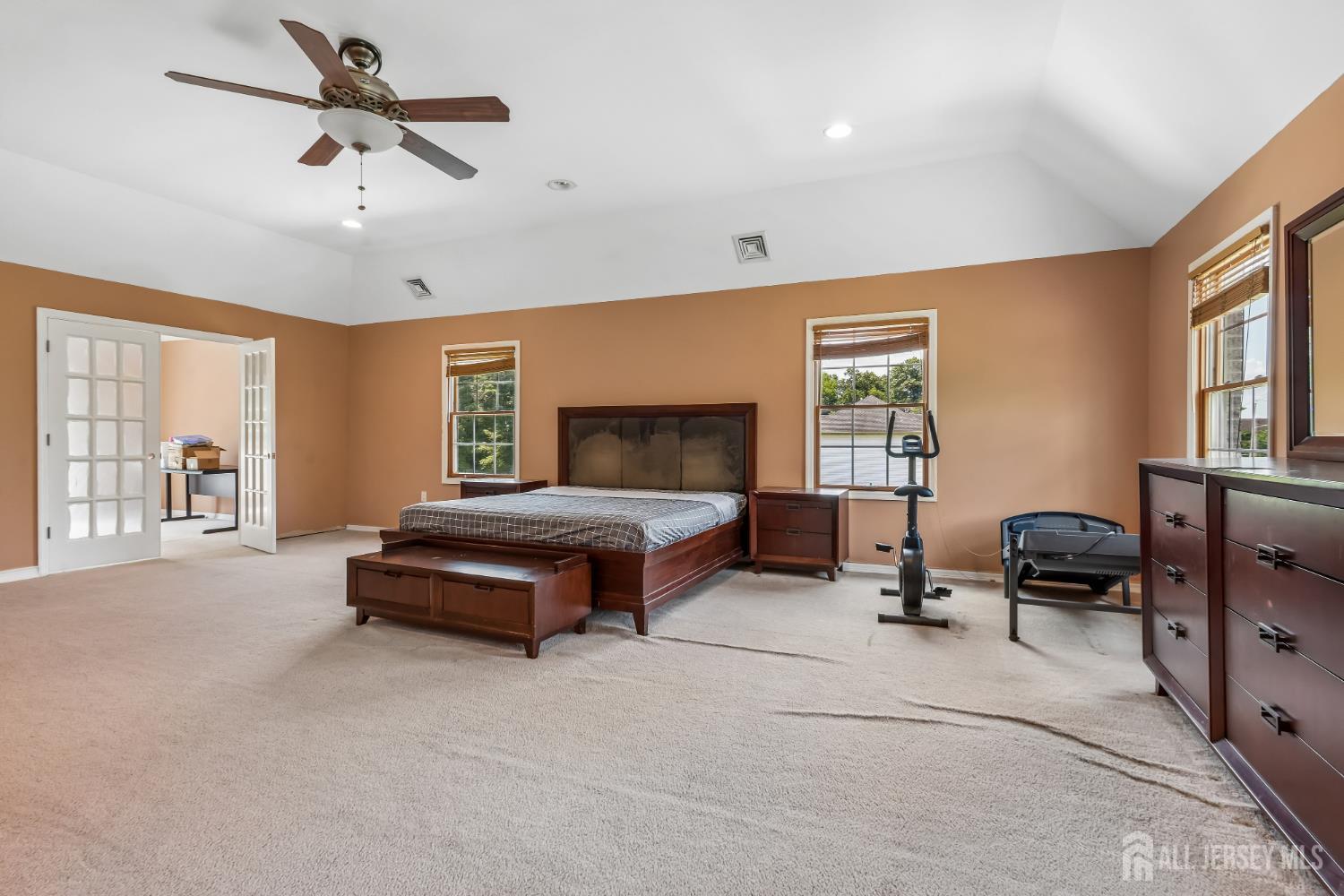 266 Fresh Ponds Road Monroe Township, NJ 08831 - Photo 11 of 34