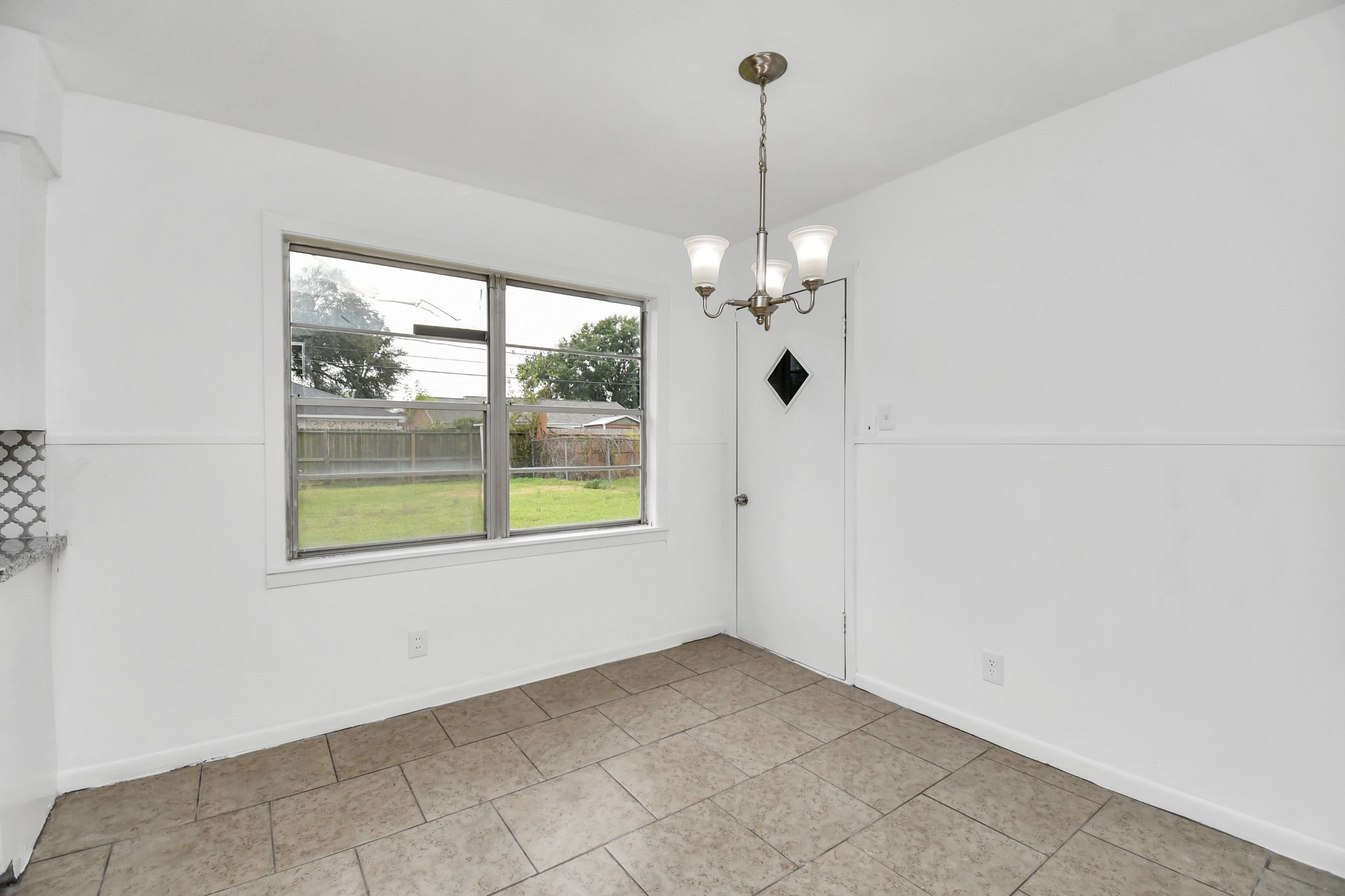 8534 Fillmore Street Houston, TX 77029 - Photo 18 of 39 Breakfast nook or dining corner in kitchen.