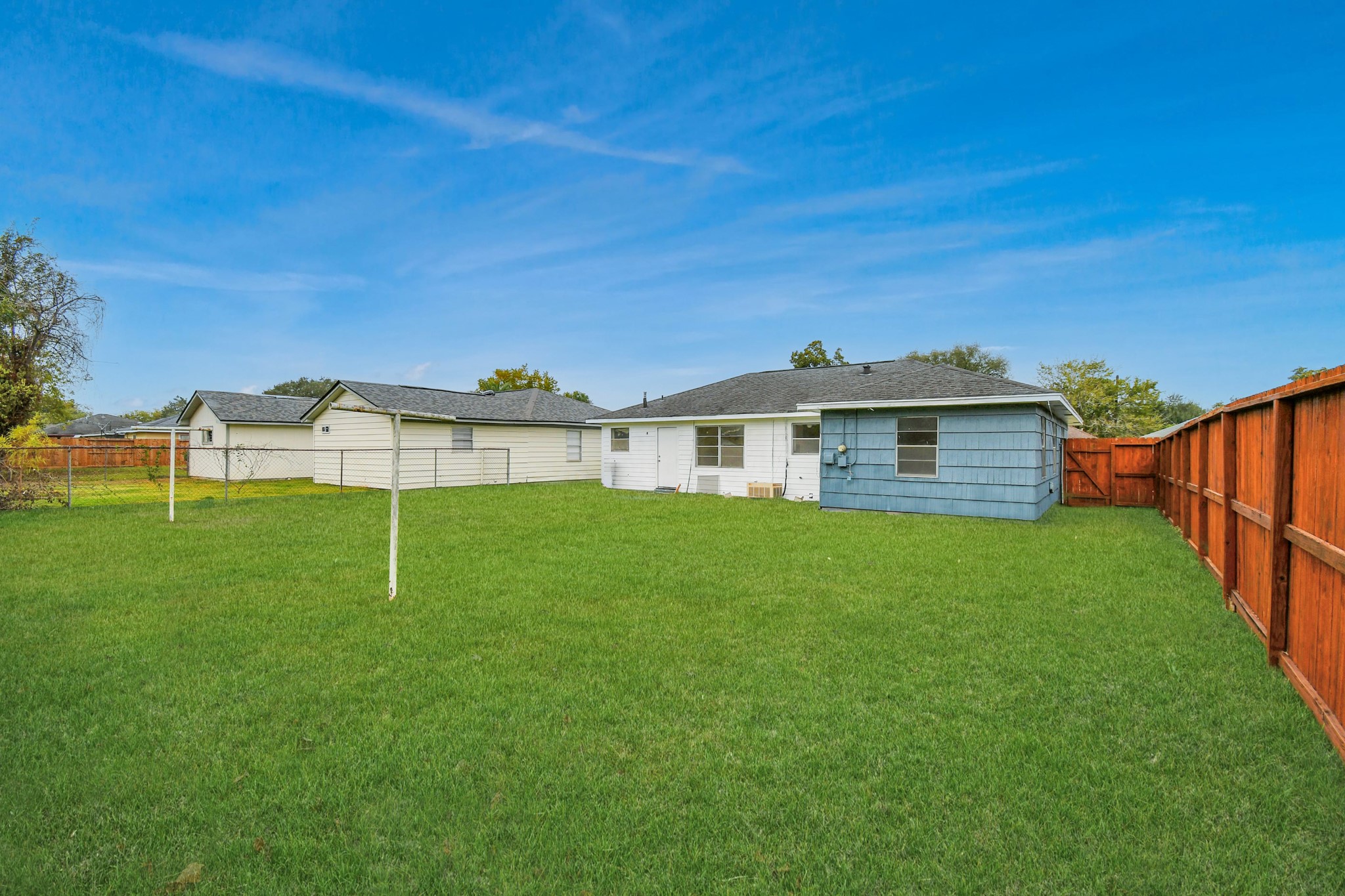 8534 Fillmore Street Houston, TX 77029 - Photo 36 of 39