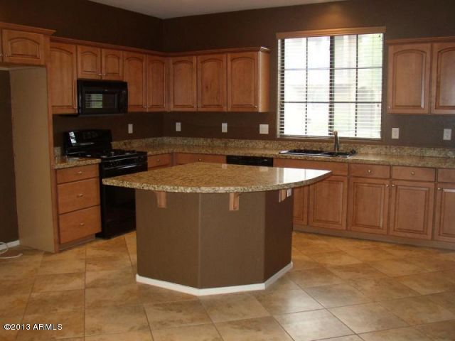 2349 West Sleepy Ranch Road Phoenix, AZ 85085 - Photo 3 of 7 20110117175932653735000000-o