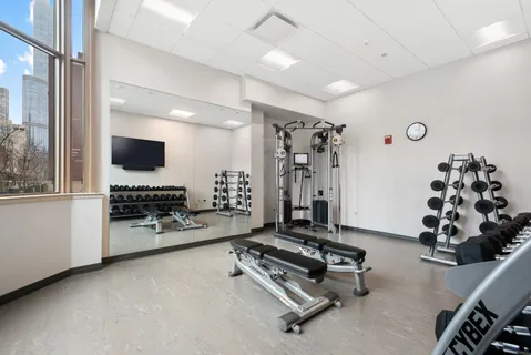 $1,375,000 | 21 East Huron Street, Unit 2803, Chicago, IL 60611