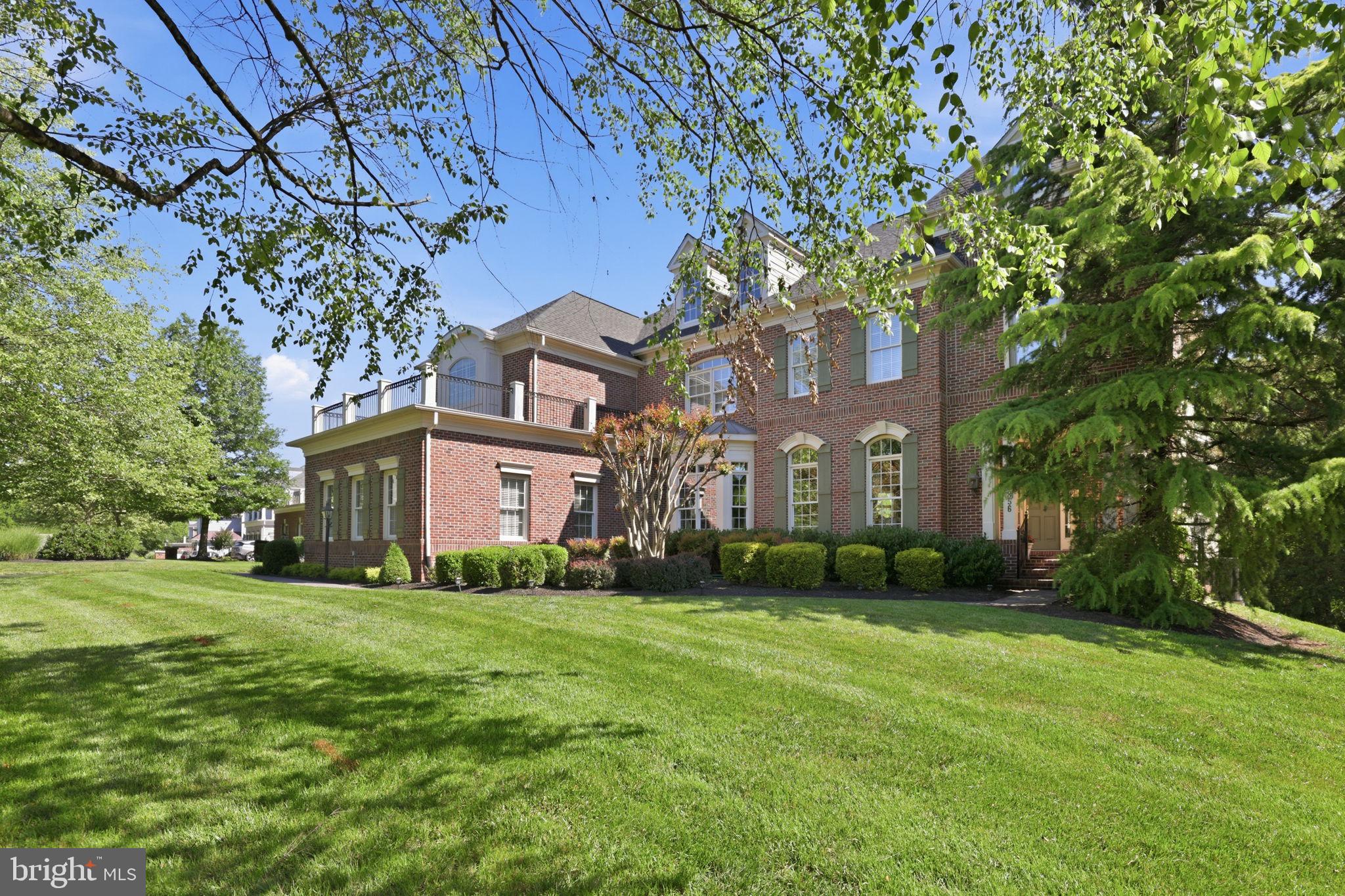 18856 Ridgeback Court Leesburg, VA 20176 - Photo 9 of 29 Nearly half-acre lot with mature trees