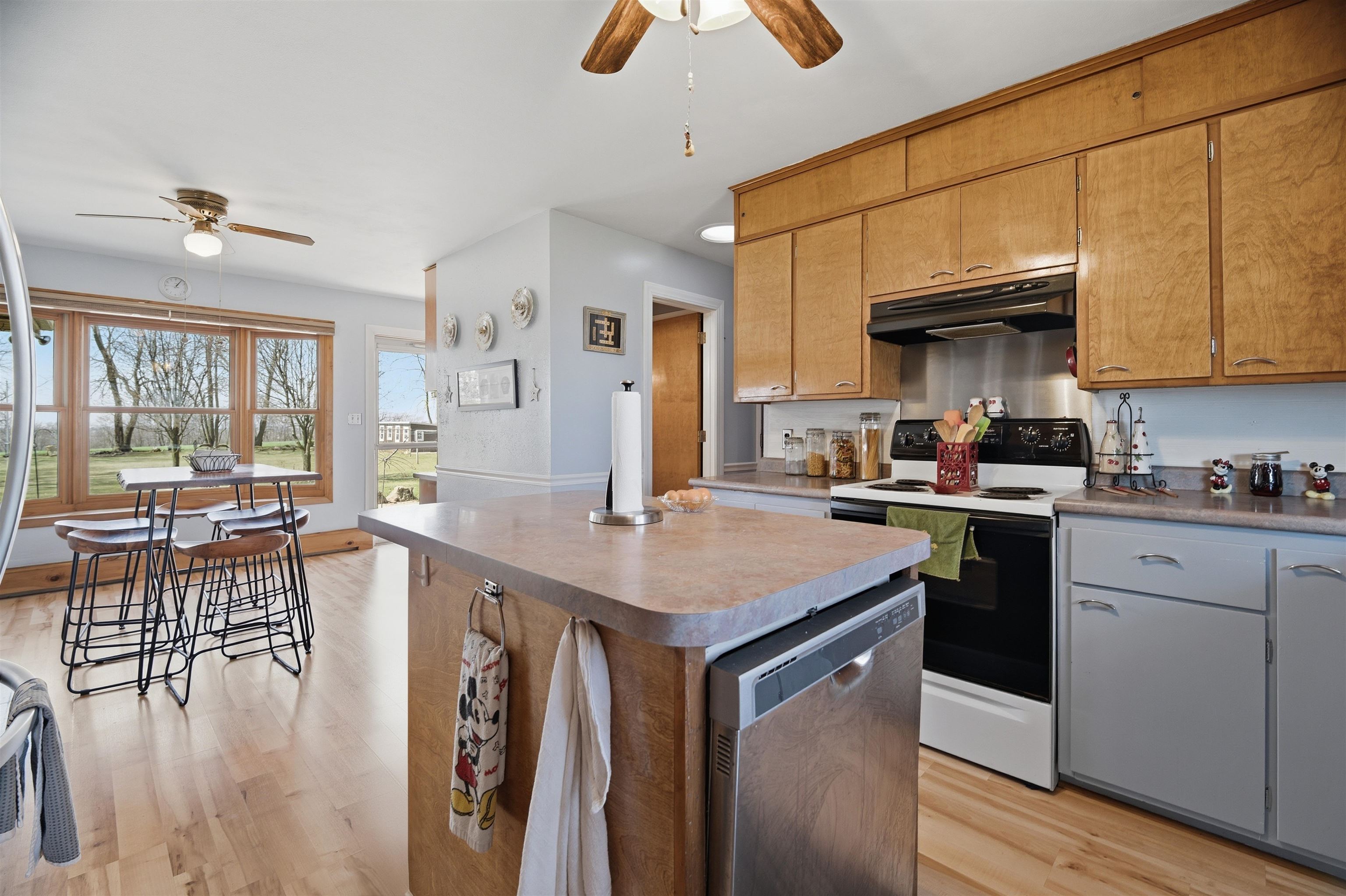 N6410 Hillview Road St. Cloud, WI 53079 - Photo 11 of 50