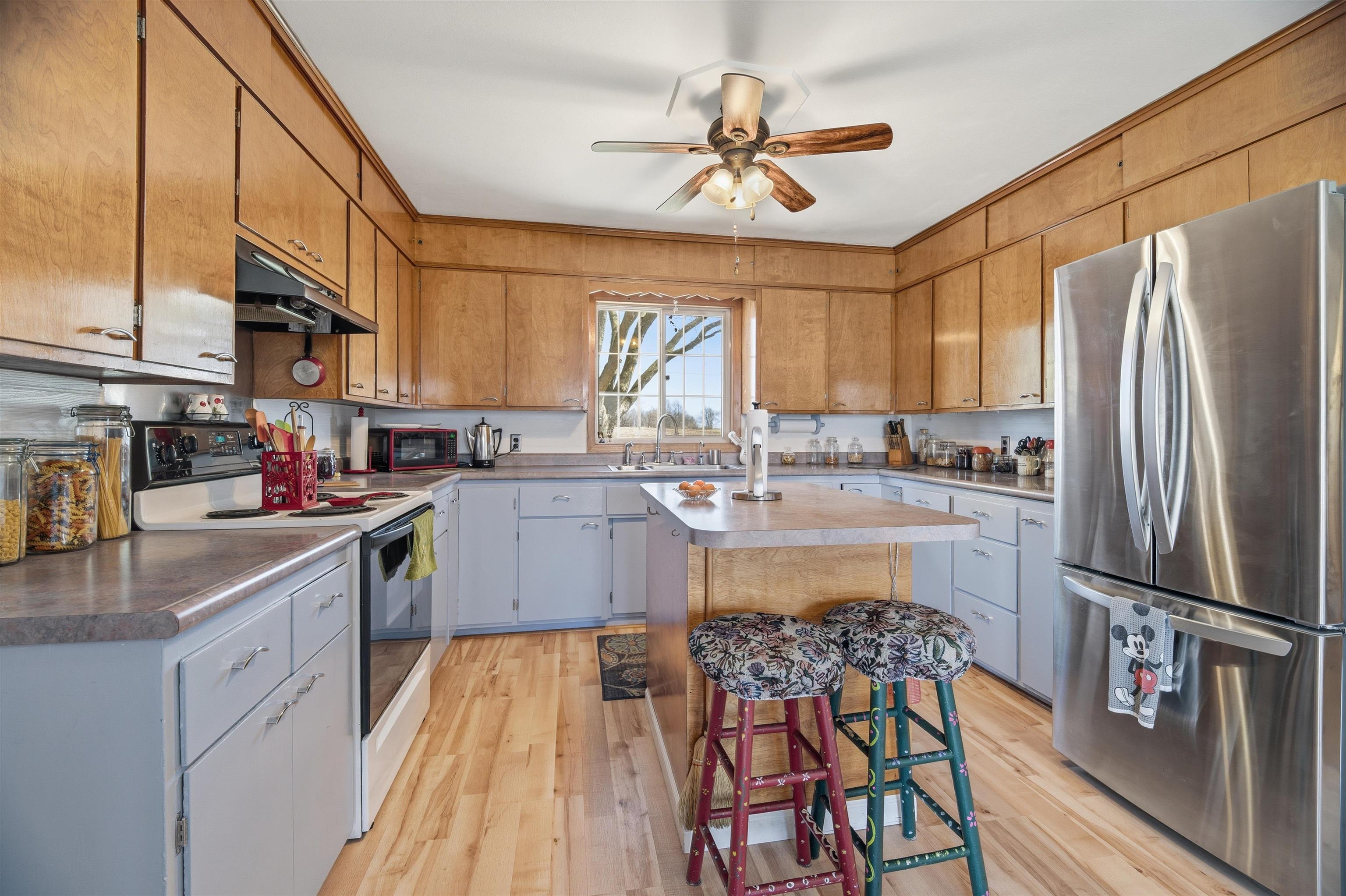 N6410 Hillview Road St. Cloud, WI 53079 - Photo 13 of 50