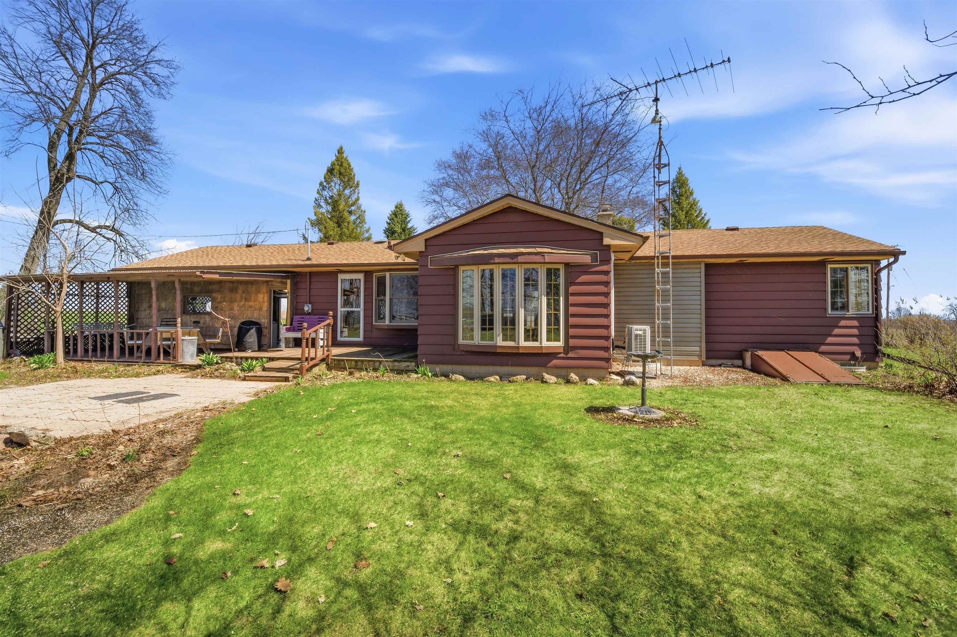 N6410 Hillview Road St. Cloud, WI 53079 - Photo 32 of 50