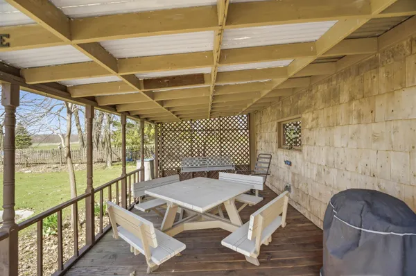 $325,000 | N6410 Hillview Road, St. Cloud, WI 53079