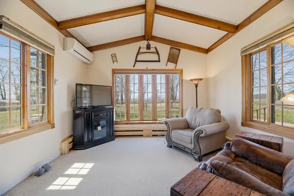 $325,000 | N6410 Hillview Road, St. Cloud, WI 53079