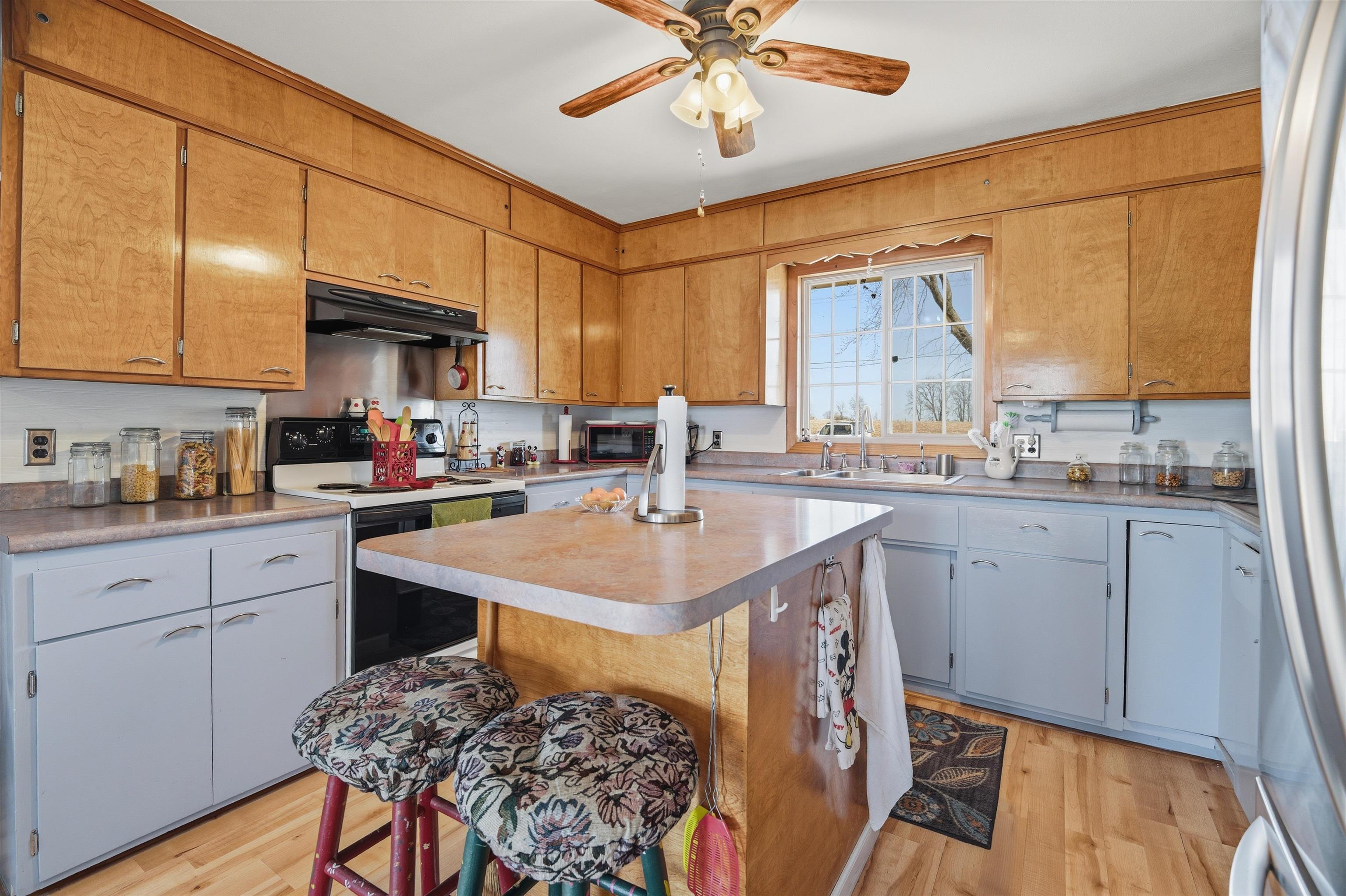 N6410 Hillview Road St. Cloud, WI 53079 - Photo 8 of 50