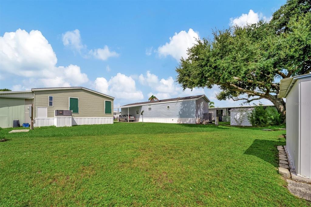 122 East St Annes Circle Apollo Beach, FL 33572 - Photo 18 of 37