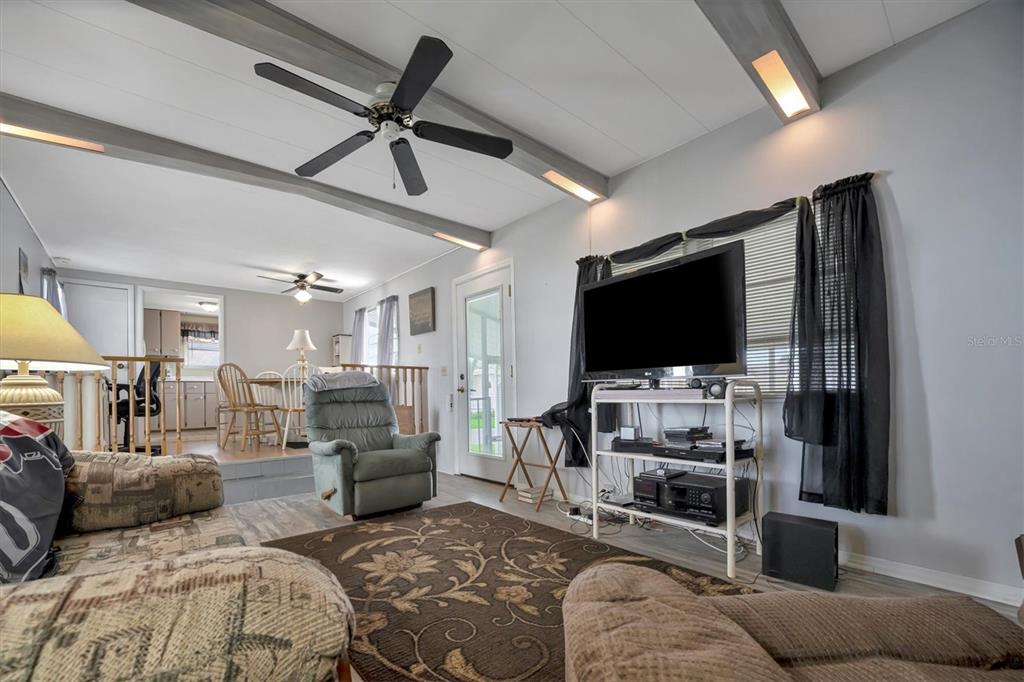 122 East St Annes Circle Apollo Beach, FL 33572 - Photo 21 of 37