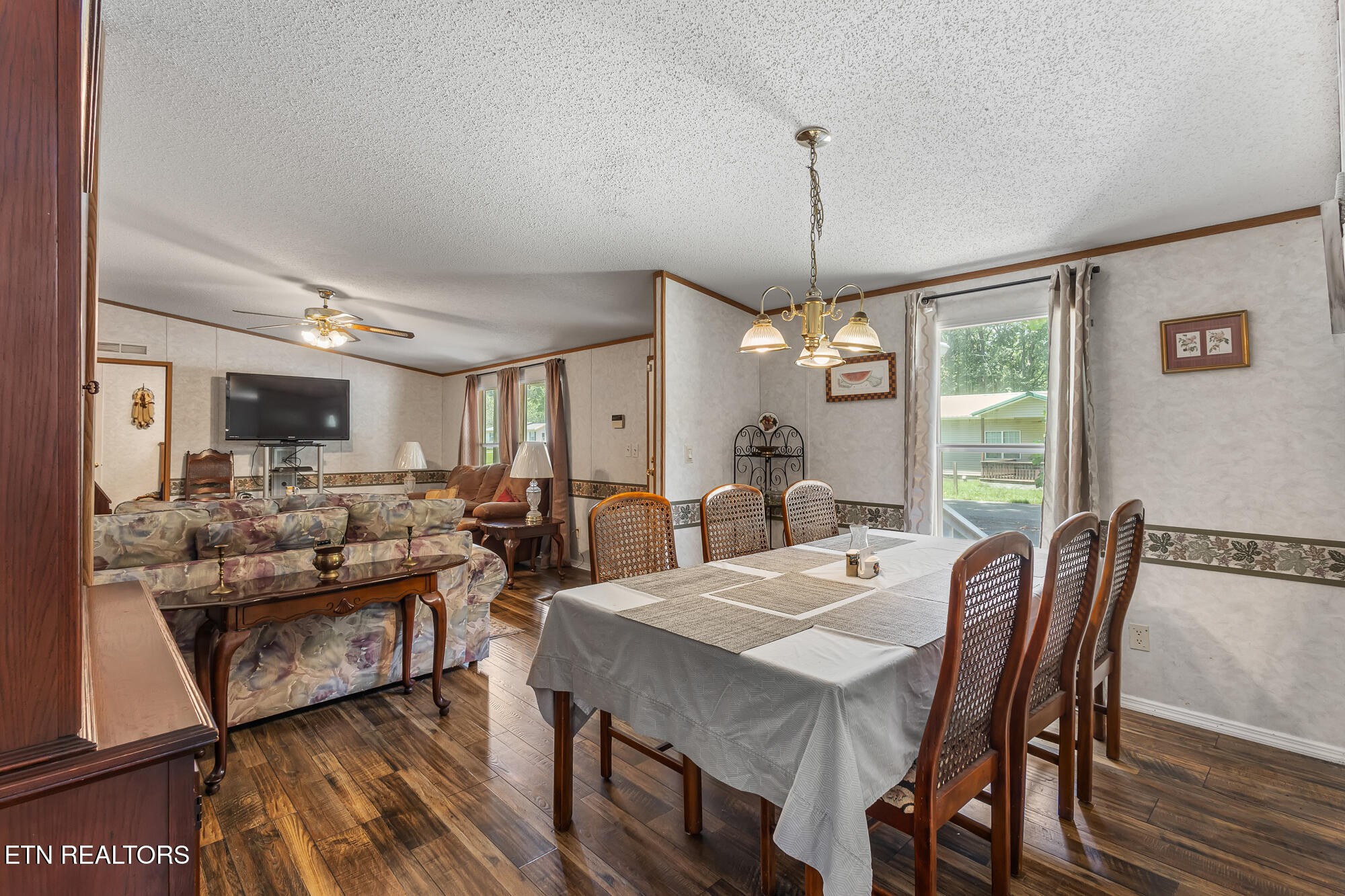 1055 Ridge Road Madisonville, TN 37354 - Photo 7 of 49 Gallery Image 7