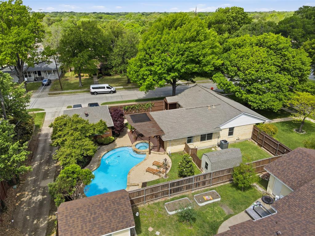 717 Ridgedale Drive Richardson, TX 75080 - Photo 37 of 40 Imagine entertaining out here with all of your friends and family.