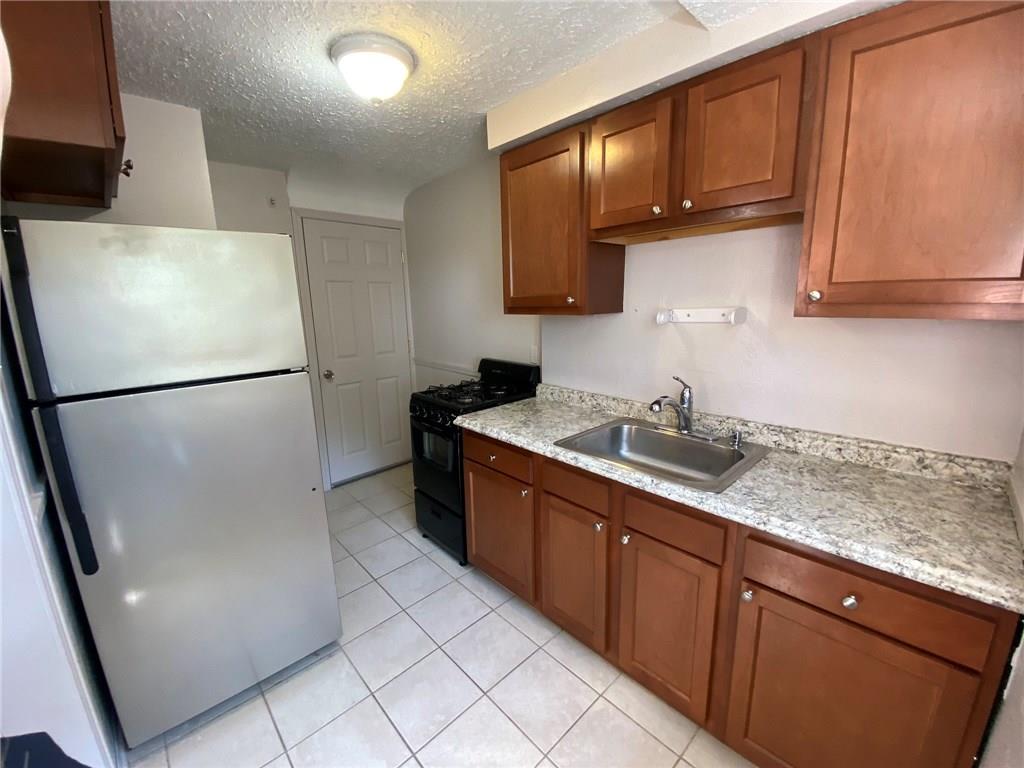 1555 Bevan Road Pittsburgh, PA 15227 - Photo 8 of 17 Gallery Image 8