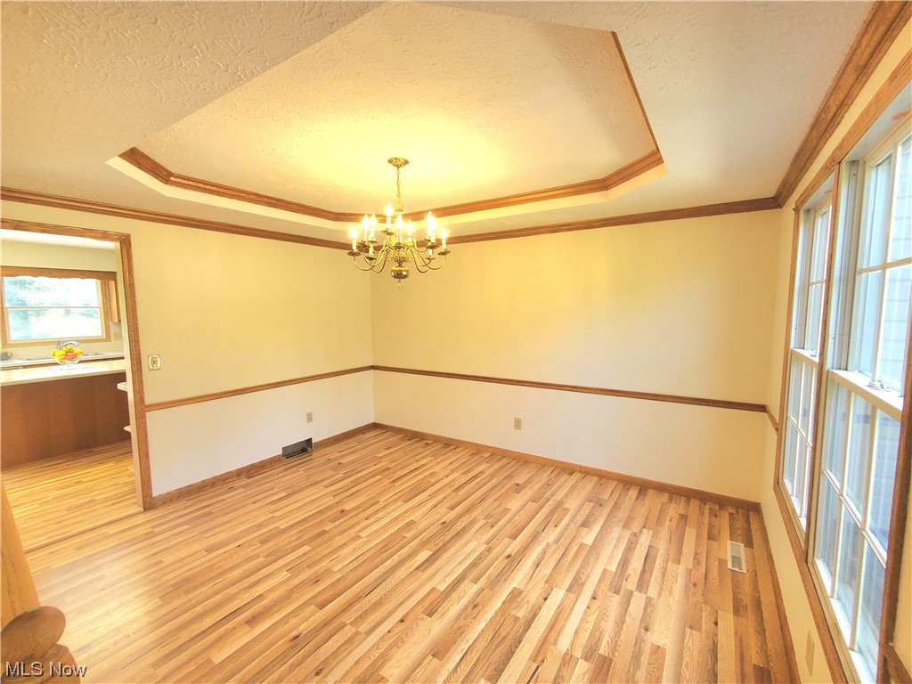 3844 Boston Road Brunswick, OH 44212 - Photo 9 of 32 Gallery Image 9