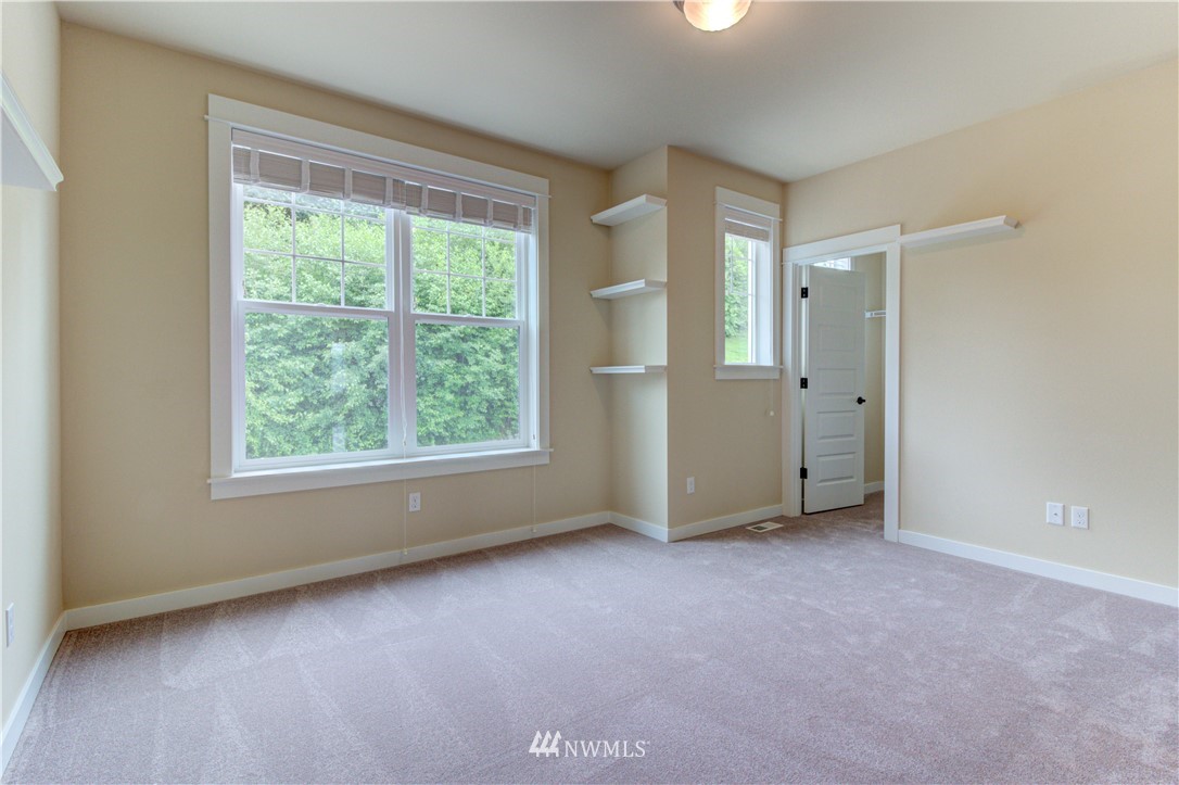 9712 Northeast 145th Court Bothell, WA 98011 - Photo 19 of 25 Gallery Image 19