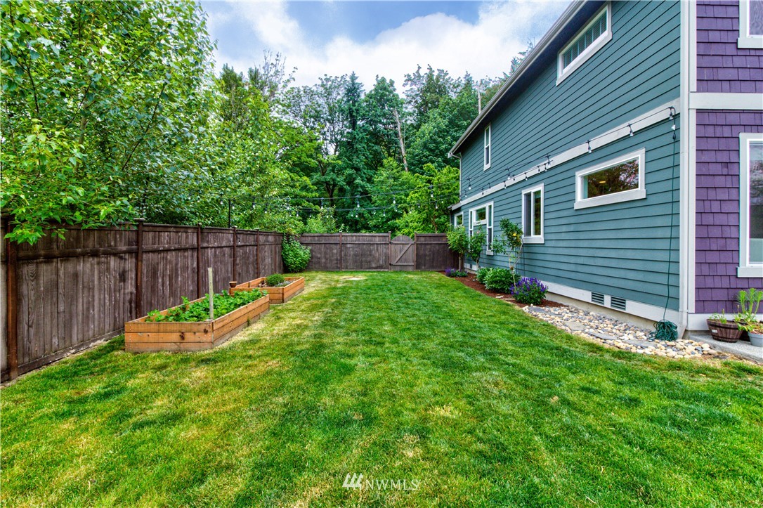 9712 Northeast 145th Court Bothell, WA 98011 - Photo 21 of 25 Gallery Image 21