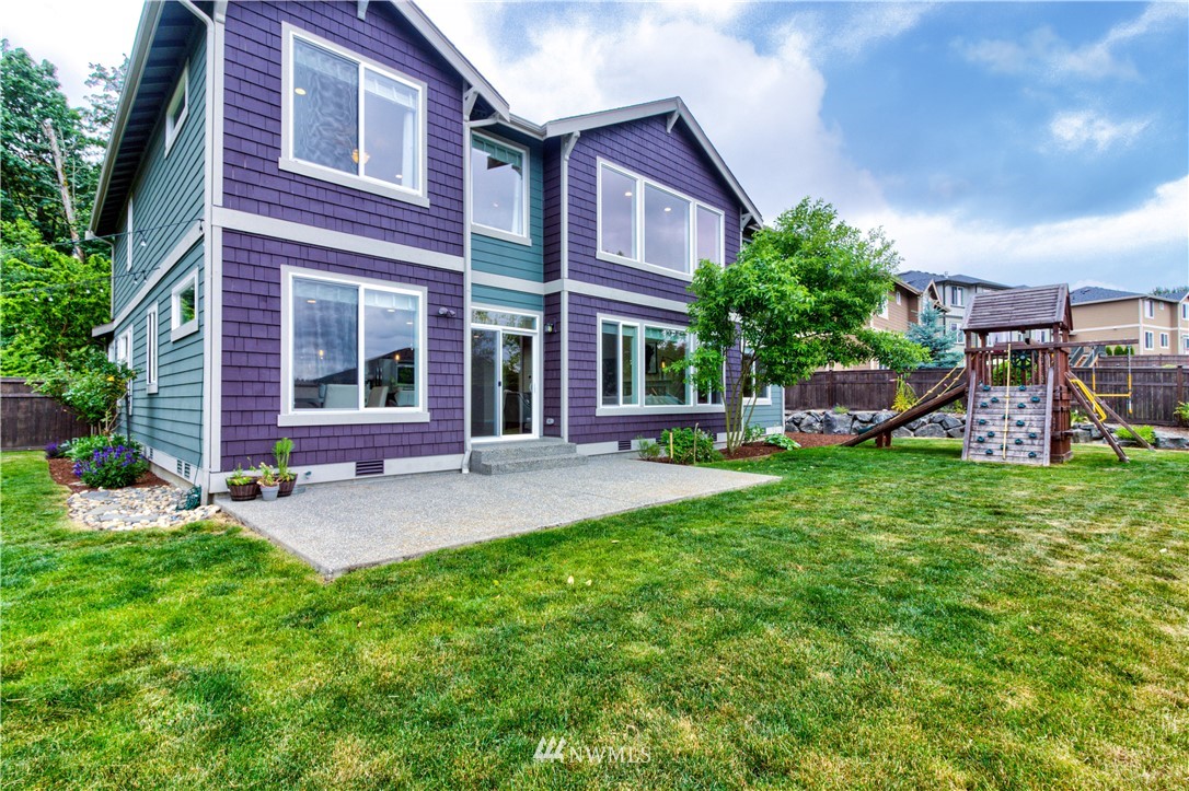 9712 Northeast 145th Court Bothell, WA 98011 - Photo 23 of 25 Gallery Image 23