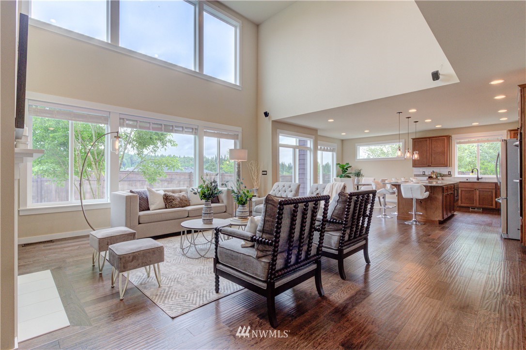 9712 Northeast 145th Court Bothell, WA 98011 - Photo 10 of 25 Gallery Image 10