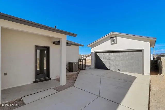 $275,400 | 3949 Perspective Street, El Paso, TX 79938