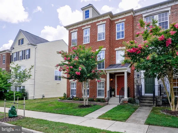 $2,850 | 1200 Ellis Avenue, Fredericksburg, VA 22401