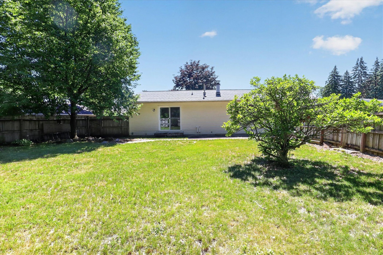 56800 Bow Drive Three Rivers, MI 49093 - Photo 36 of 44