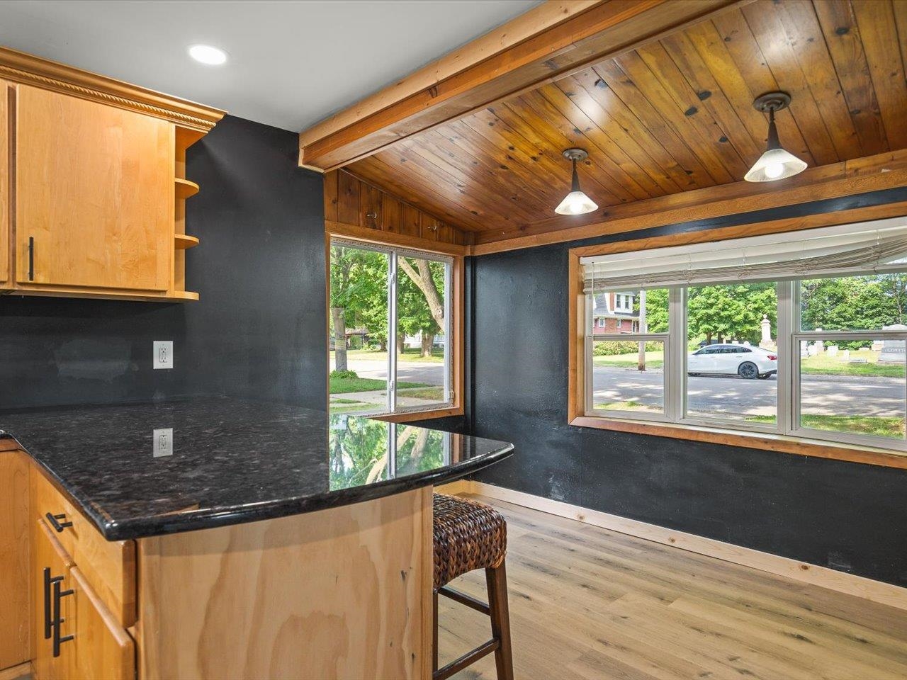 304 North 3rd Street Oregon, IL 61061 - Photo 4 of 38