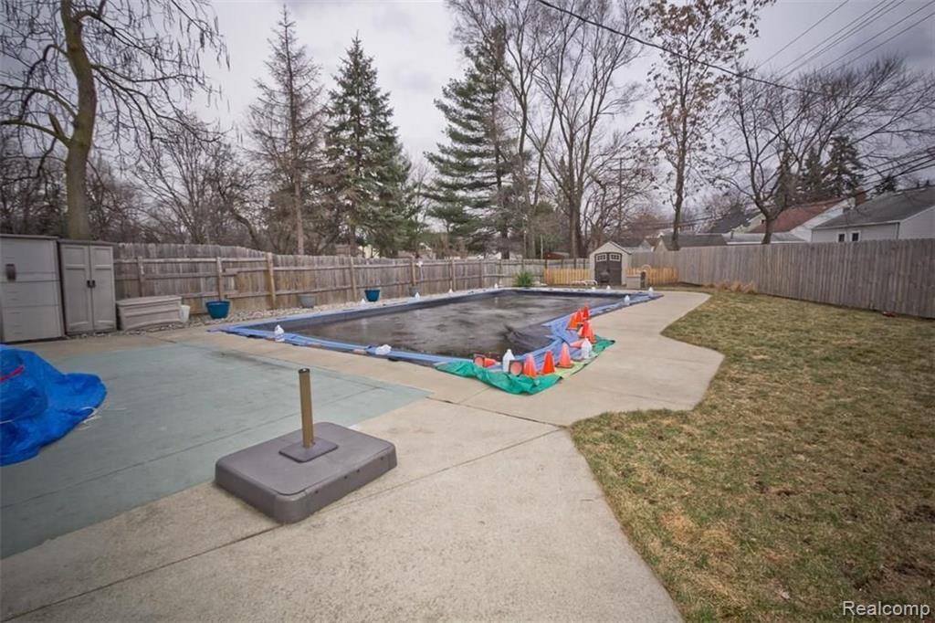 1529 Butternut Avenue Royal Oak, MI 48073 - Photo 32 of 43
