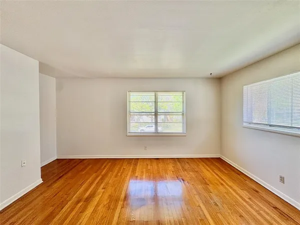 $1,050 | 4916 Worth Street, Unit 4, Dallas, TX 75214