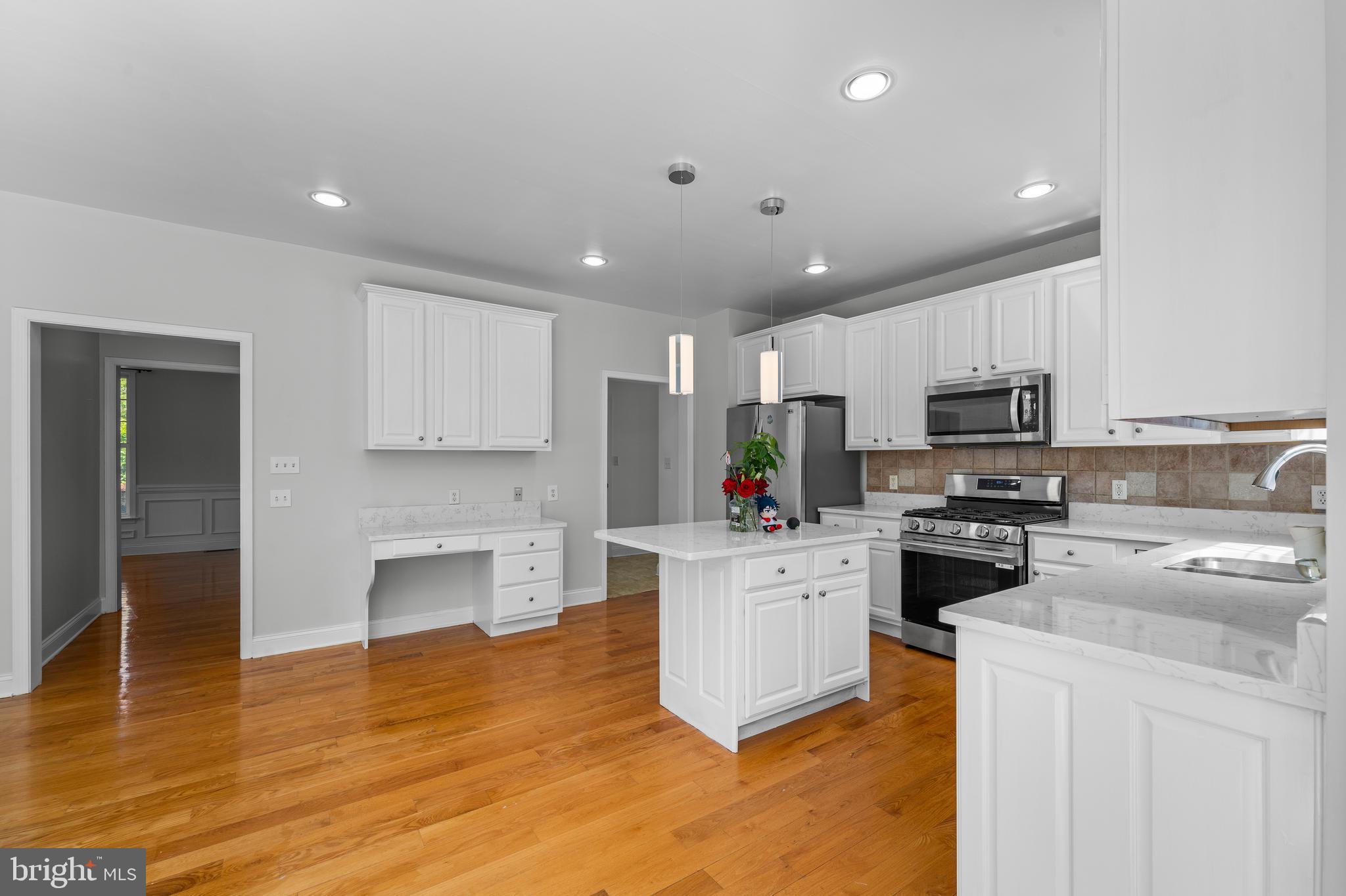 271 Squire Lane Lititz, PA 17543 - Photo 9 of 29