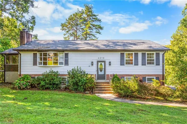 $379,000 | 4210 Niblick Drive, Pfafftown, NC 27040