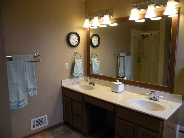 6123 South Byron Road Durand, MI 48429 - Photo 9 of 34 31367174-8.JPG