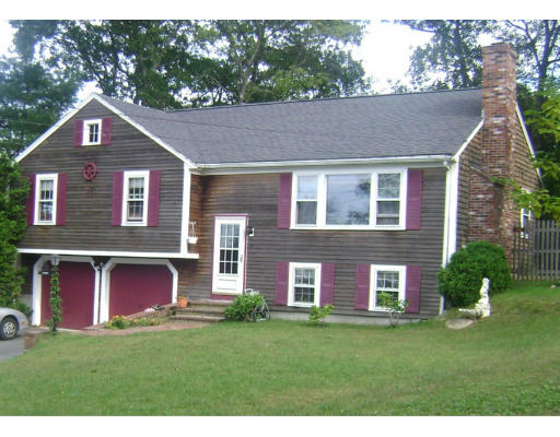 37 Dwight Road Marshfield, MA 02050 - Photo 1 of 10 Gallery Image 1