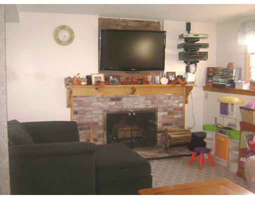 37 Dwight Road Marshfield, MA 02050 - Photo 8 of 10 Gallery Image 8