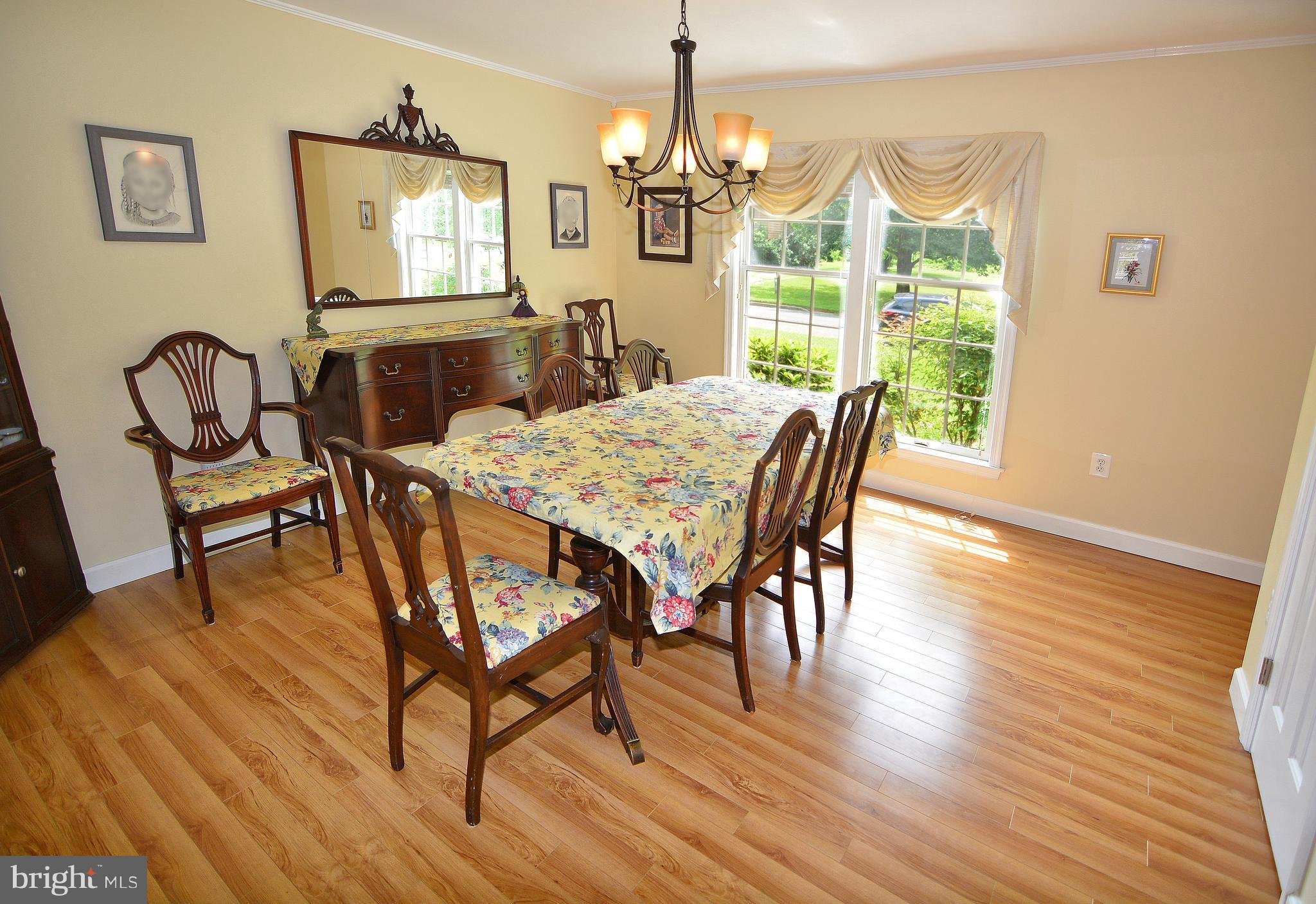 614 Truxton Road Annapolis, MD 21409 - Photo 3 of 25 Dining Room