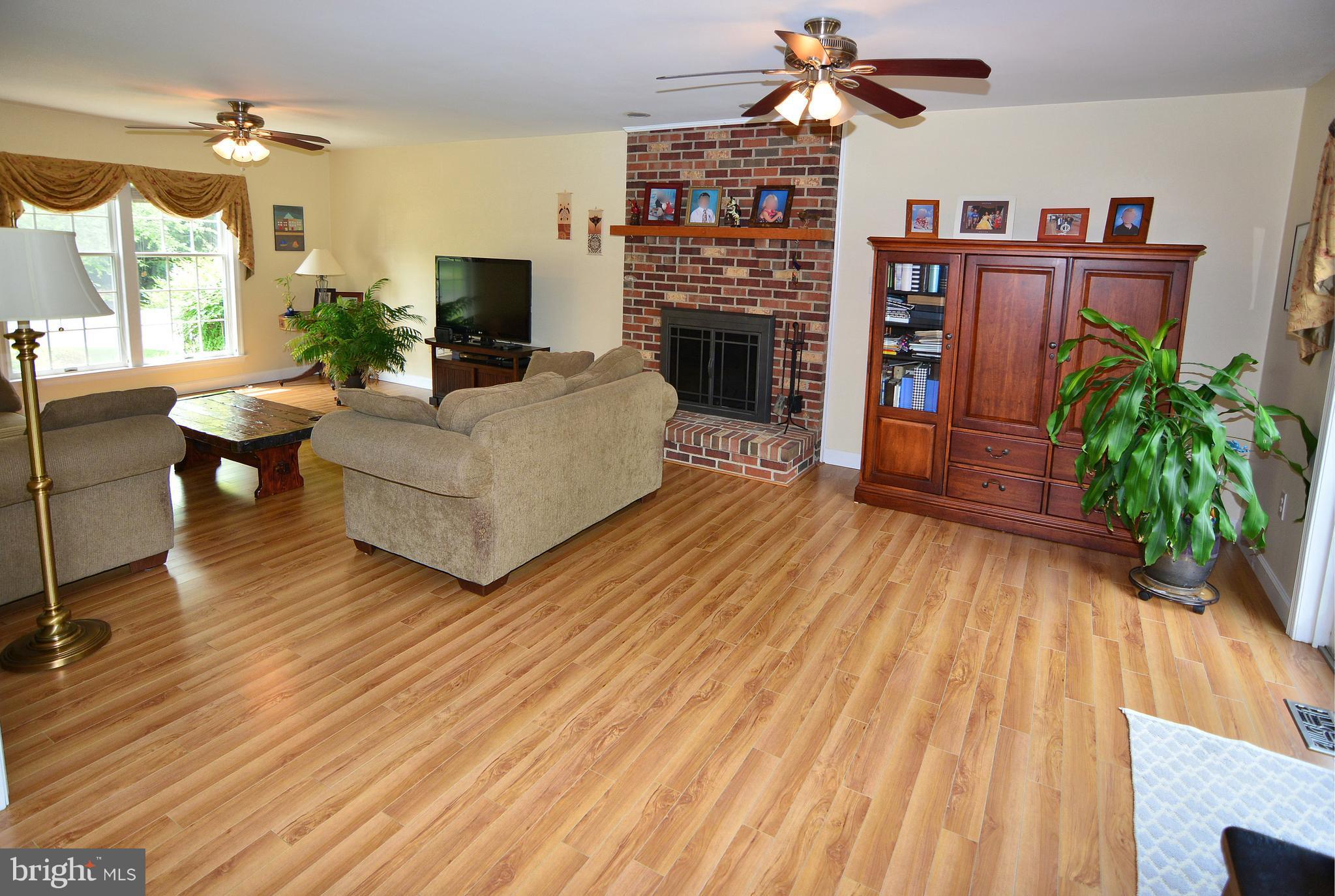 614 Truxton Road Annapolis, MD 21409 - Photo 8 of 25 Family Room