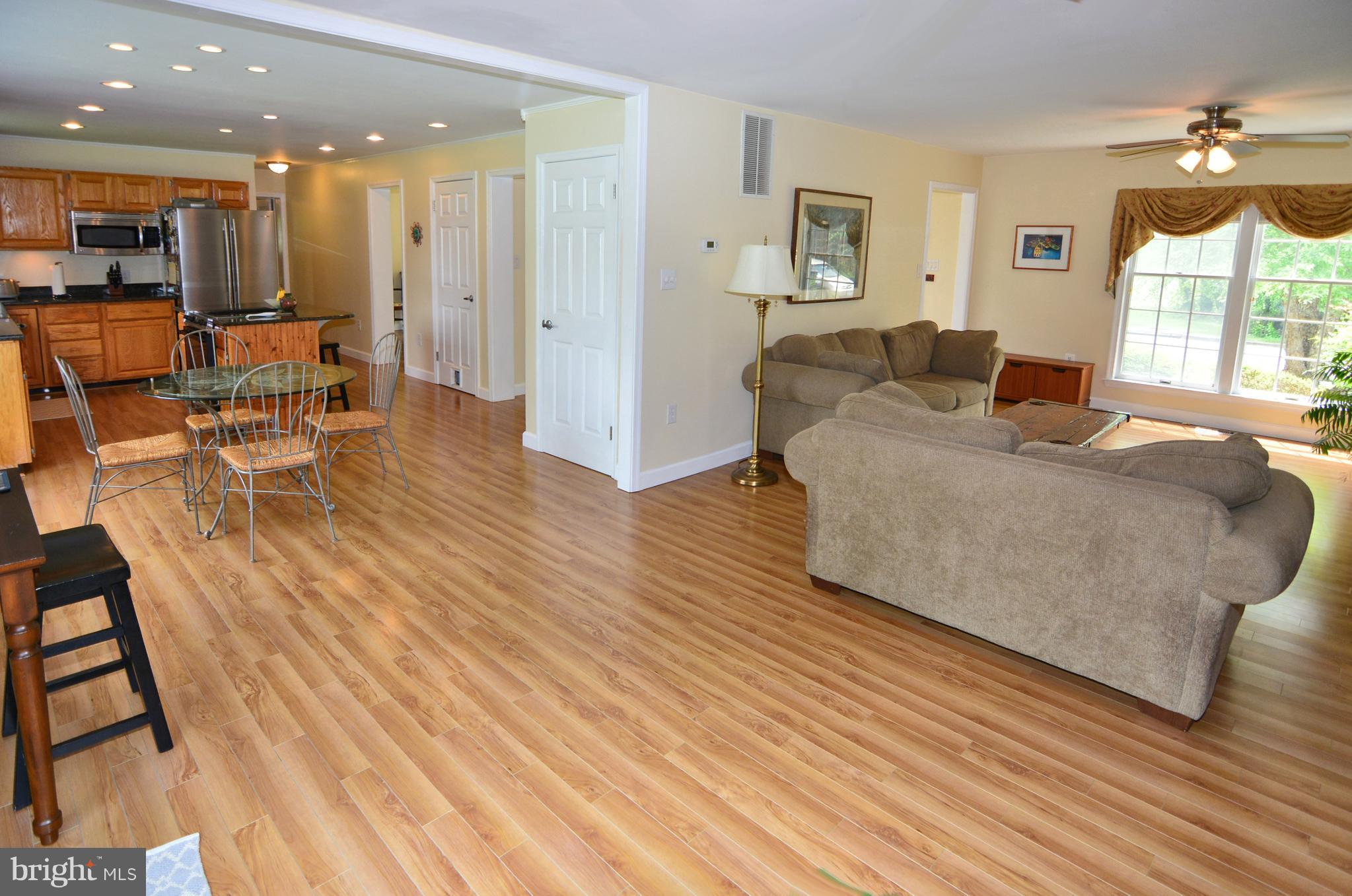614 Truxton Road Annapolis, MD 21409 - Photo 9 of 25 Family Room