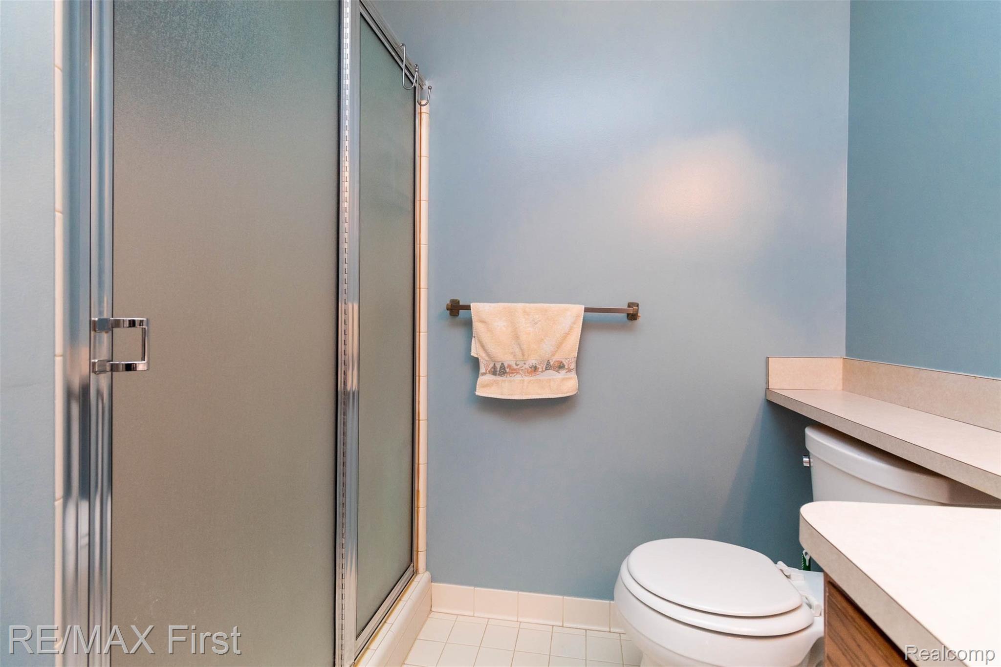 16683 Country Ridge Court Macomb, MI 48044 - Photo 17 of 35 interior (14).jpg