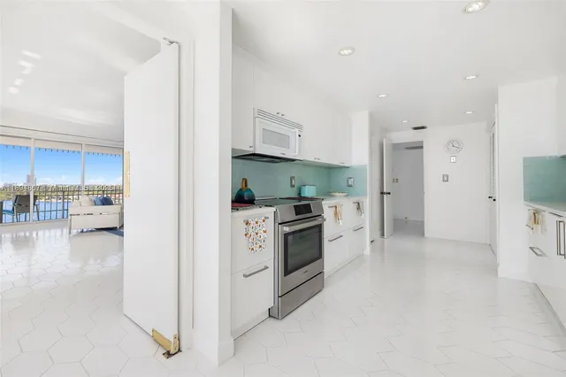 $14,300 | 1 Grove Isle Drive, Unit A1102, Miami, FL 33133