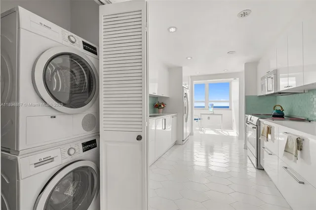 $14,300 | 1 Grove Isle Drive, Unit A1102, Miami, FL 33133