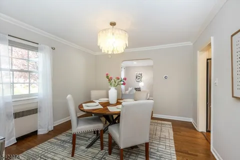 $729,000 | 16 Cross Place, Glen Ridge, NJ 07017