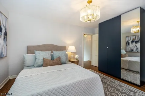 $729,000 | 16 Cross Place, Glen Ridge, NJ 07017