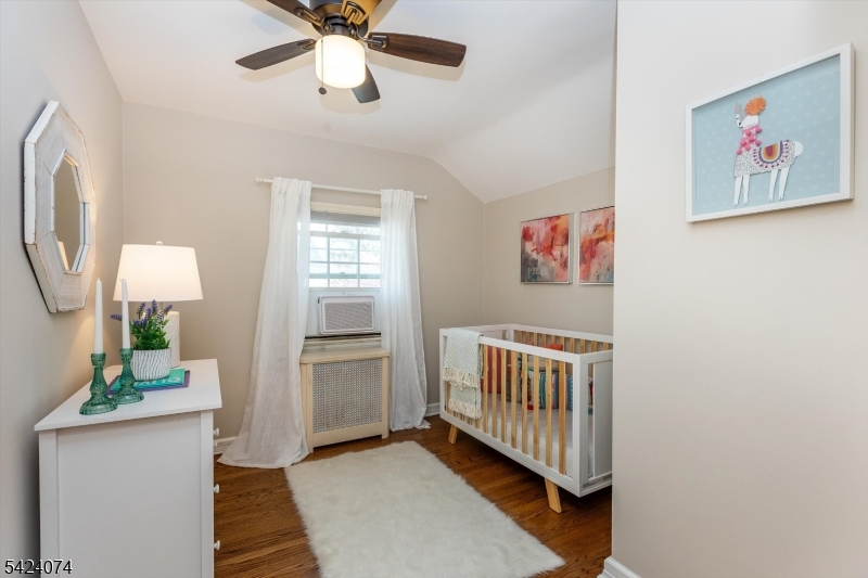 16 Cross Place Glen Ridge, NJ 07017 - Photo 24 of 29