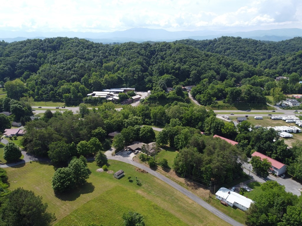 51 Center Street Sevierville, TN 37862 - Photo 13 of 18