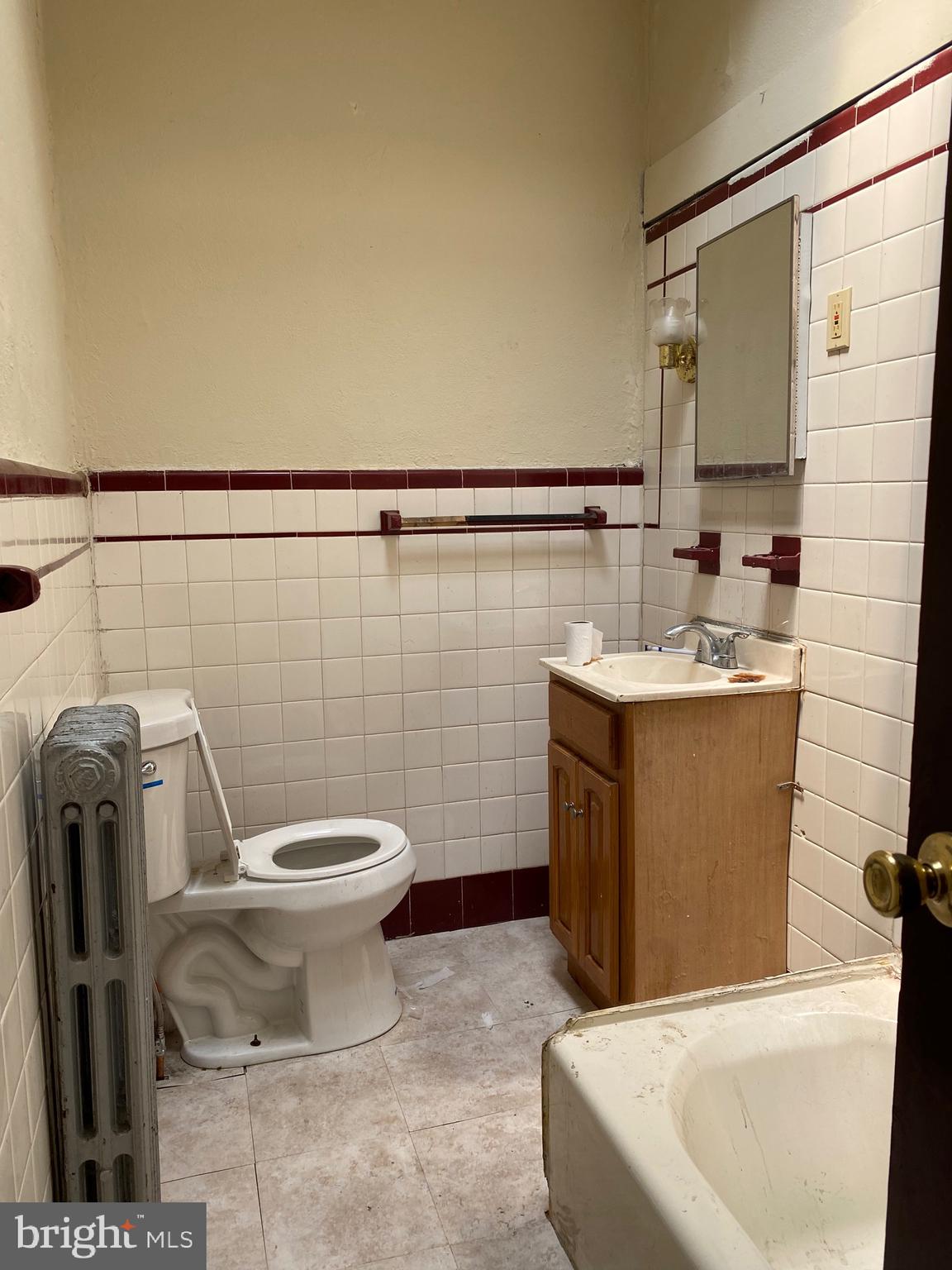 5718 Chester Avenue Philadelphia, PA 19143 - Photo 34 of 38