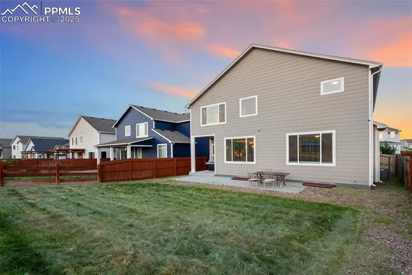 a front view of house with yard