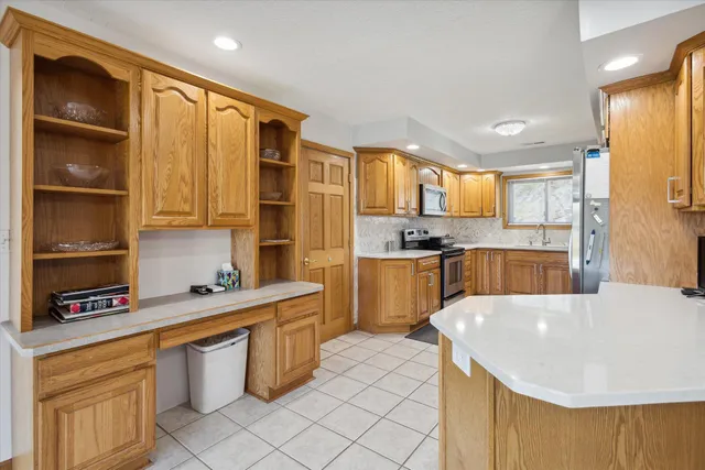 $399,900 | 430 Jefferson Drive, Michigan Center, MI 49254