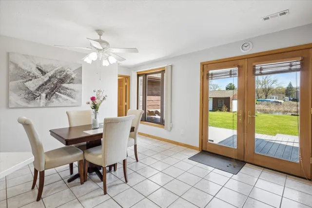 $399,900 | 430 Jefferson Drive, Michigan Center, MI 49254