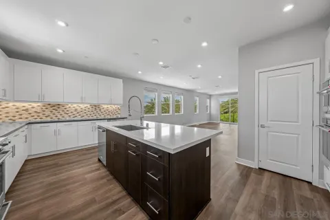 $1,945,000 | 2602 Avella Drive, San Diego, CA 92108
