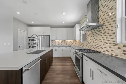 $1,945,000 | 2602 Avella Drive, San Diego, CA 92108